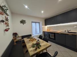 OCHG Le Petit Paisible 1-6 personnes 3 étoiles, hotel a Cornimont