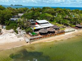 Pousada Pôr Do Sol - Ilha do Mel - Nova Brasília，巴拉那瓜的飯店