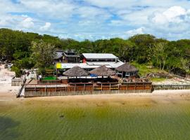 Pôr do Sol - Pousada & Gastrobar, hotell i Paranaguá