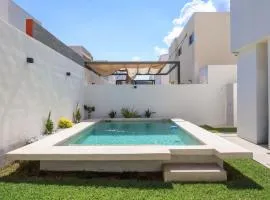 Casa Majú With Private Pool in Velamar