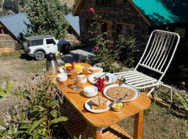 Shepherd's Lore Camps & Resort, hótel í Sāngla