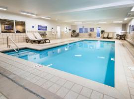 Crystal Inn Hotel & Suites - Great Falls, hotel sa Great Falls