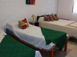 Quinta Alta Hosteria, acomoda&ccedil;&atilde;o com onsen em Reyes