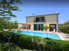 Villa Sara, hotel di Floridia