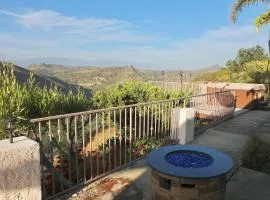 Quiet Hilltop Home With Stunning Hill Top And Valley Views