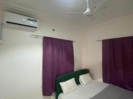 Apartment 1 Brufut Residences, hotel u gradu Brufut