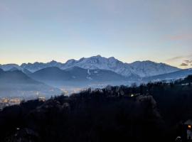 Chez Math et Lolo، فندق في سالونش