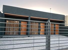 Departamentos zona parque، فندق في نيكوتشيا