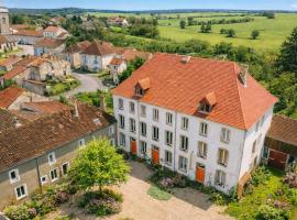 Chateau Melay, hotel in Melay