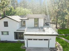 The Affordable Family Fun House- Ping Pong, Pool Table, Darts, Hotel in Post Falls