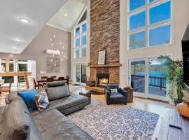 Lakefront Sunsets, Hot Tub, Pool Table, Kayaks