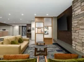 Fairfield by Marriott Inn & Suites Clinton