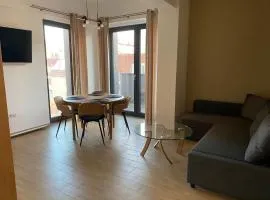 Ultracentral Apartament with Private Parking