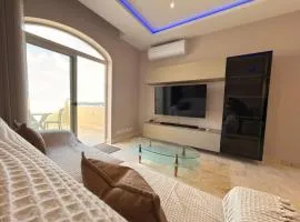 Panoramic View Penthouse With Dual Terraces