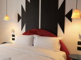 BAZAAR HOTEL Center, Hotel in Tirane