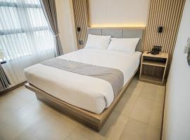 Orion Villa Telaga Menjer, hotel sa Garung