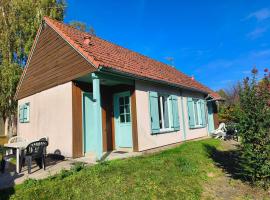 Gîte Les pieds dans l'Ô 50A, hotel i Giffaumont