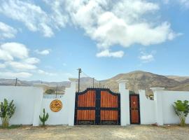 Alojamiento en Huarmey、ウアルメイのヴィラ