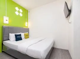 Urbanview Don Juan Pondok Gede by RedDoorz