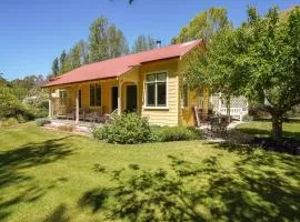 Leader Valley Cottage