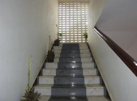 Hotel O Sea Side, hotell i Arnālapāda