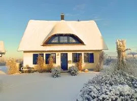 Winterzeit am Meer mit Ostseeblick, Kamin und Sauna nur 500 m vom Strand entfernt