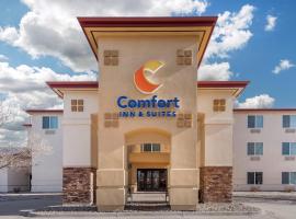 Comfort Inn & Suites Rifle, hotel u gradu Rajfl