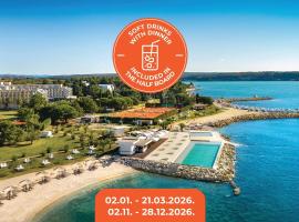 Aminess Vival Maestral Hotel, hotelli kohteessa Novigrad Istria