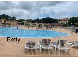 Appart pour 4 à 6 pers Les résidences du lac Soustons plage Piscine proche golf océan