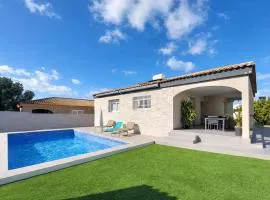 Awesome Home In Olocau