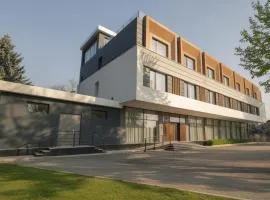 Auris Hotel & Restobar