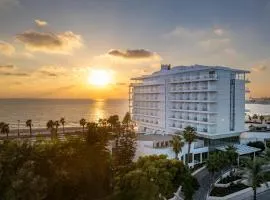 Palm Beach Hotel - Mehadrin Kosher suitable for Ultra-Orthodox guests