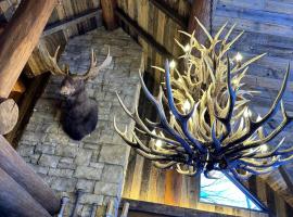 Middle Hirafu Luxury Log House - LOG LOG -، فندق في كوتشان