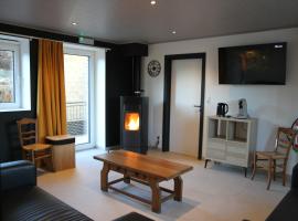 Gîte rural dans le parc de la Semois en Ardenne、Paliseulのホテル