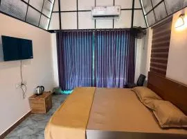 Zerahs Villa, Athirappily