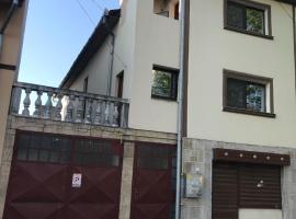 Pensiunea Cosmin, hotel in Gherla
