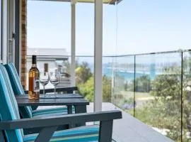 Sea Breaks Escape Manyana