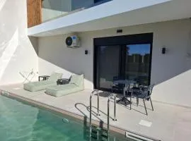 Aelia Luxury Apartments & Pool