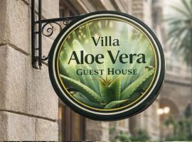 Villa Inspired by Nature Designed for Serenity, strandhotell i Nikawatawana