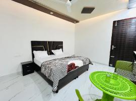 Brother hotel service, hotel a Panchkula