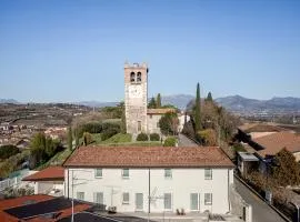 Al Castello Aparthotel - Camere e Appartamenti tra Verona e Lago di Garda