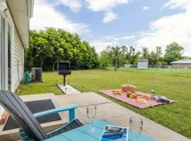 Charming 3BR Home with Free Parking & Game Room