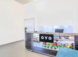 SPOT ON Hotel Vs Palace，Etāwah的飯店