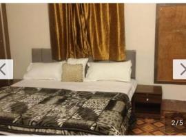 TWB palace and Guest house โรงแรมในกวาลิออร์