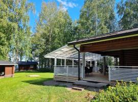 Holiday Home Saarenpää by Interhome, hotel a Koivisto