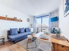 Studio Soyouz Vanguard-86 by Interhome