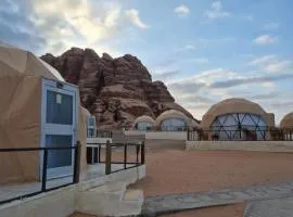 Sofia Bubble Luxury Camp