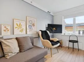 Apartment Majvi - 300m from the sea by Interhome