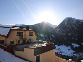 Holiday Home Bergblick by Interhome, hotel v mestu Kappl