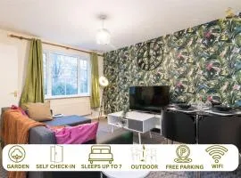 3-Bed House in Coventry with Free Parking & Private Garden By Sublime Stays